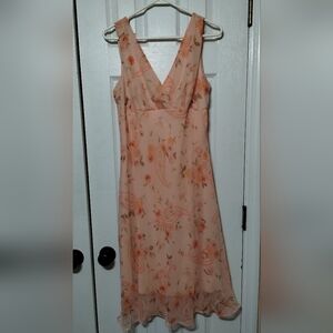 FLP Women's Size 12 Floral Peach Paisley V-neck Midi Dress
